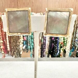 Vintage AK 11 Gold Tone With Mother Of Pearl Square Clip On Earrings